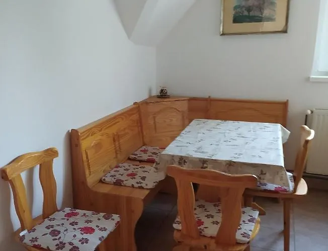 Pensión András Nádfedeles